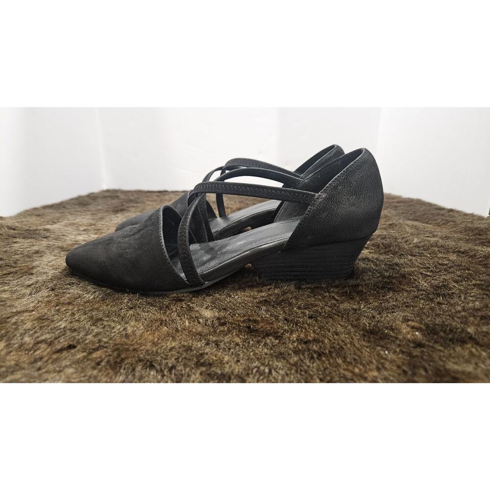 Eileen Fisher Black Suede Pointed Toe Criss Cross Flats Size 8M - Picture 4 of 10